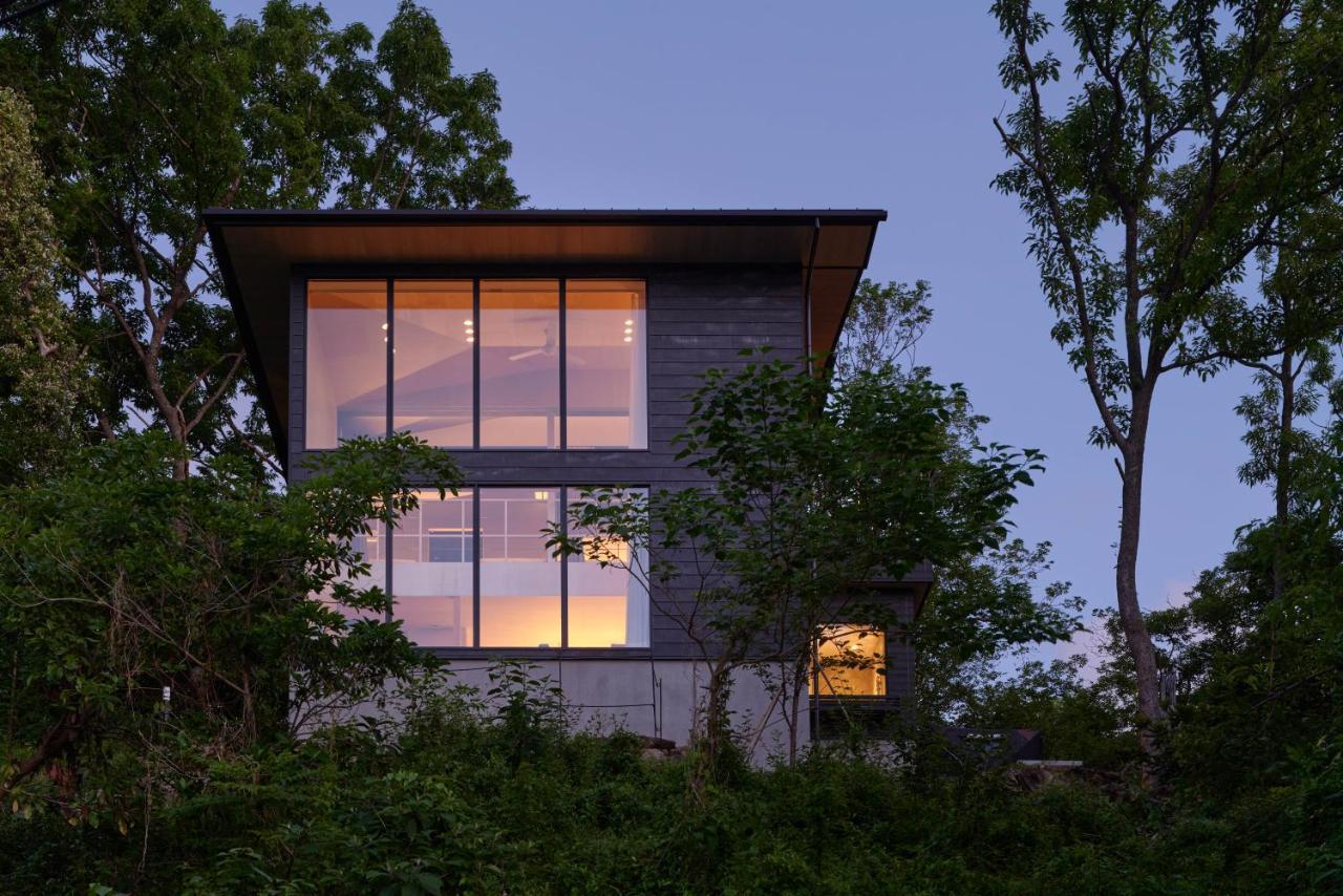 Playliving Izu - A Ocean View Villa With Onsen Ito  Bagian luar foto
